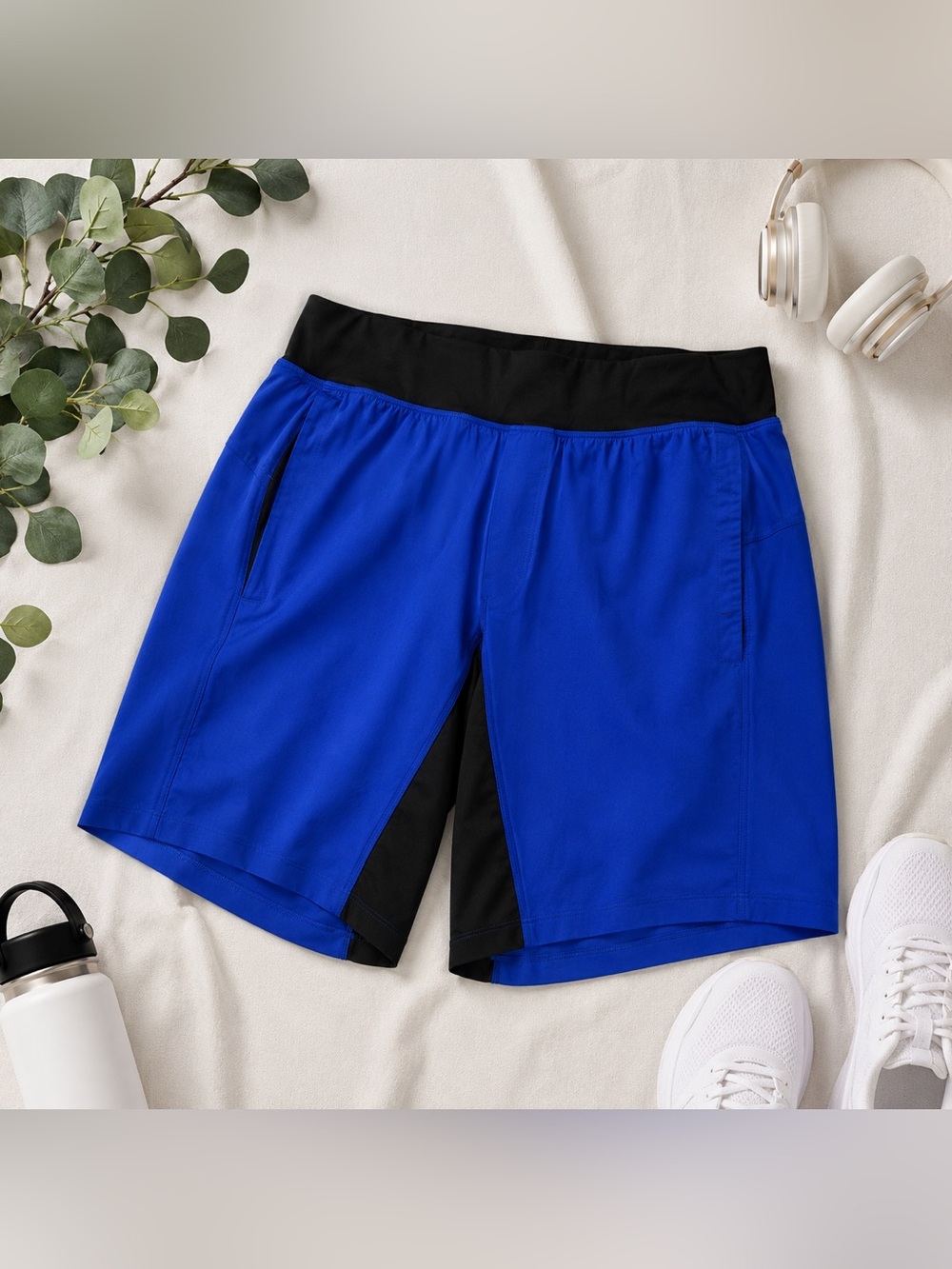 Lululemon Blue Black Running Athletic Shorts Zip Pocket Drawstring Size XL‎